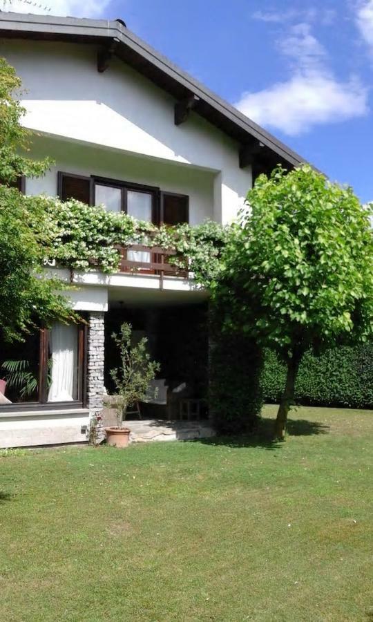 Villa Cristina Vezzo Екстериор снимка